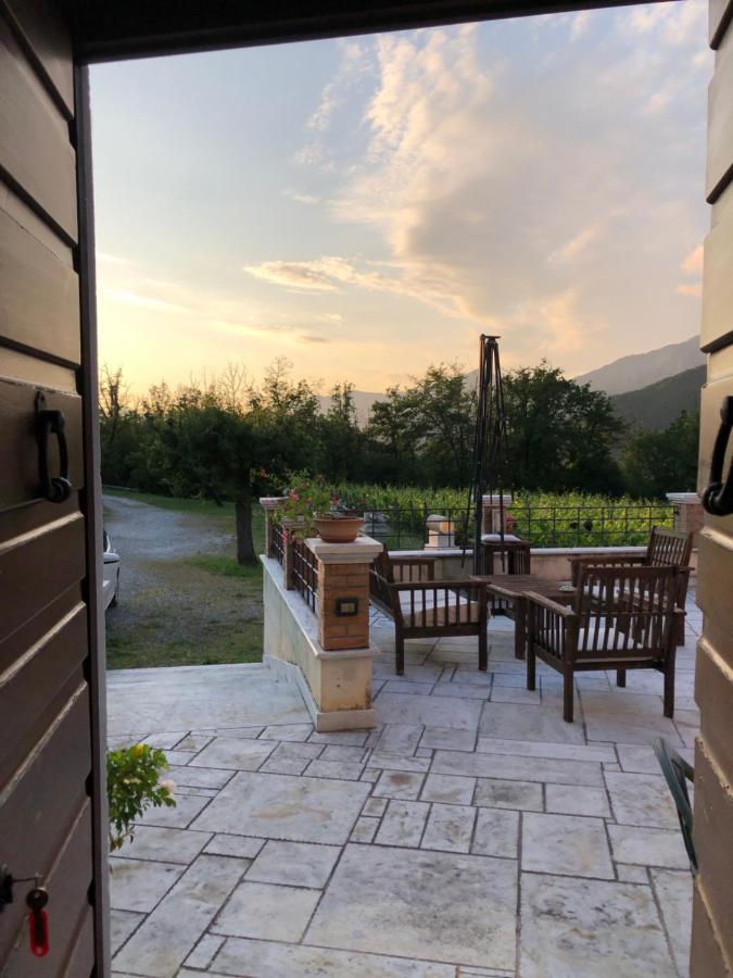 Galleria Ars Apua Bed & Breakfast Карара Екстериор снимка
