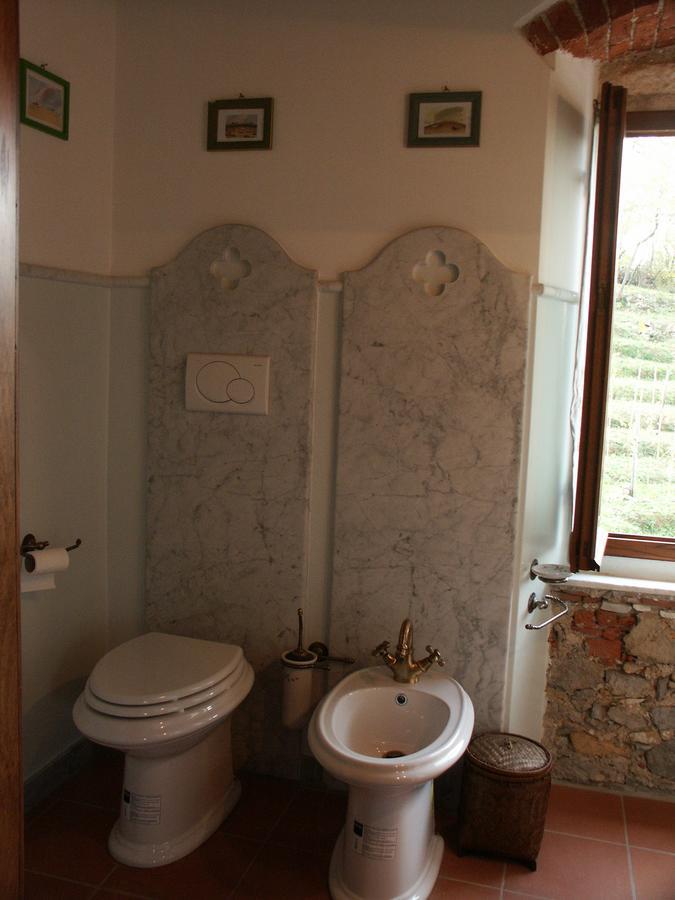 Galleria Ars Apua Bed & Breakfast Карара Екстериор снимка